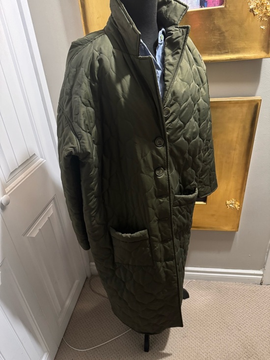 DRA Los Angeles Jackets & Blazers - DRA Los Angeles Quilted Olive Green Long Coat